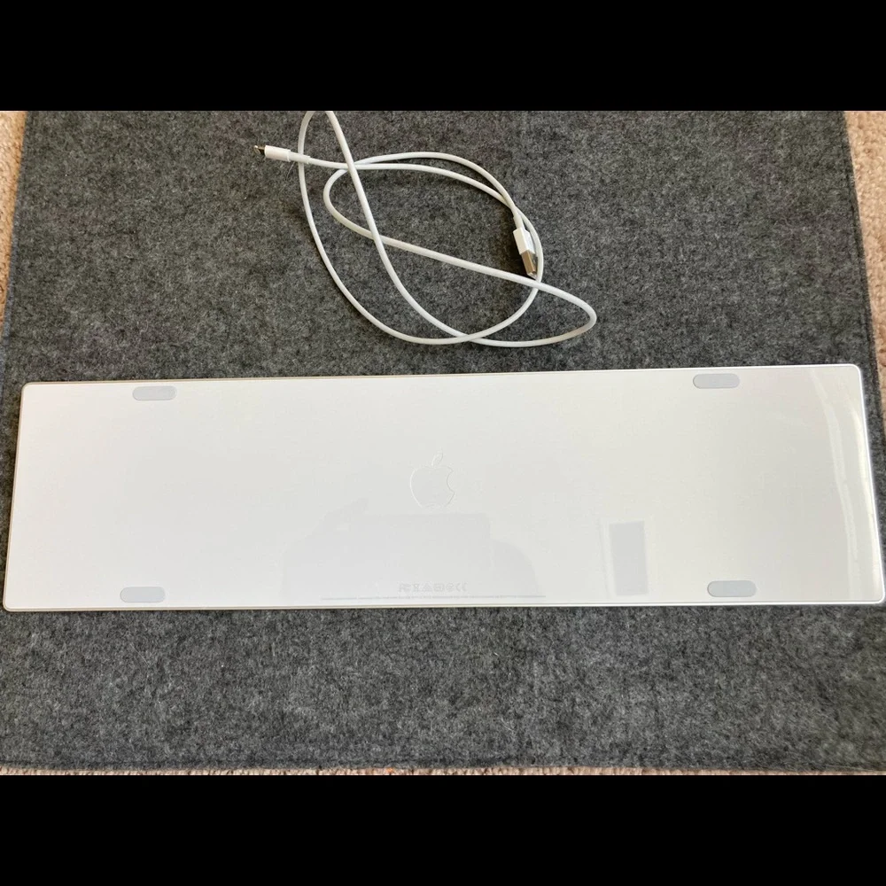 APPLE MAGIC KEYBOARD Wireless